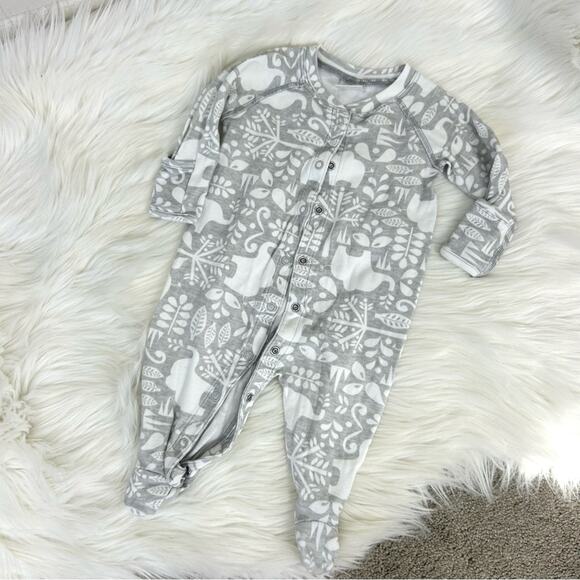 Hanna Andersson Baby Grey Elephant Print Snap Button Sleeper Size 3-6 Months - Picture 1 of 10